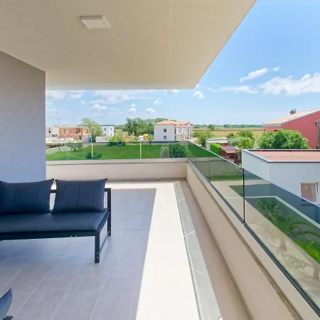 Villa Kana By Rent Istria *